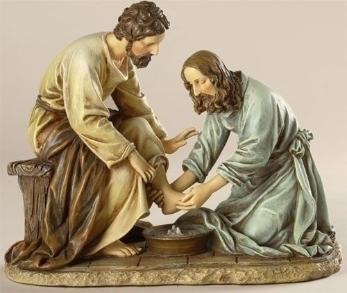 Jesus washing the feet of his Disciple, 6.5" tall