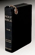 Holy Bible: NABRE Black Zippered Compact Bible